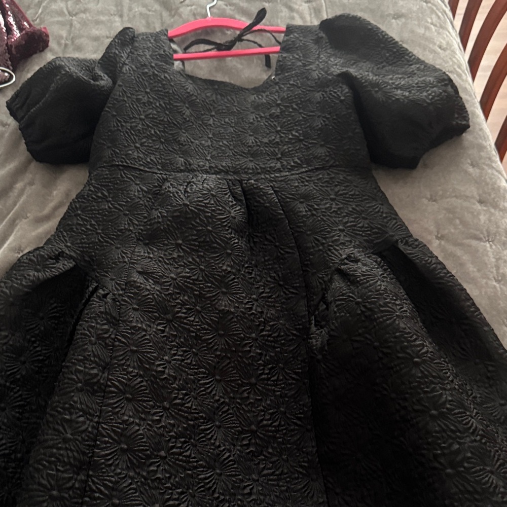 Bass Black Textured Kids Dress